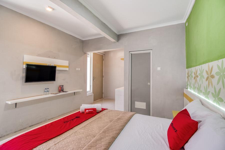 Hotel Reddoorz Near Malioboro Tugu Station Jogja Yogyakarta Exterior foto