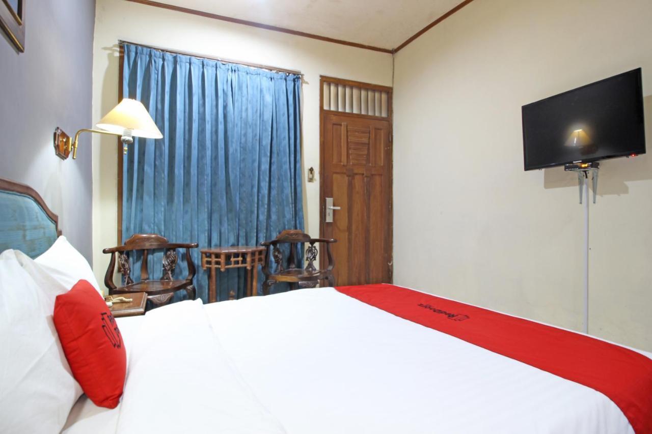 Hotel Reddoorz Near Malioboro Tugu Station Jogja Yogyakarta Exterior foto