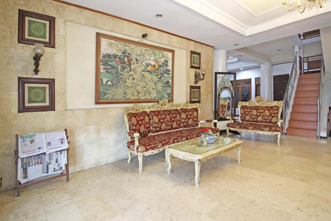 Hotel Reddoorz Near Malioboro Tugu Station Jogja Yogyakarta Exterior foto