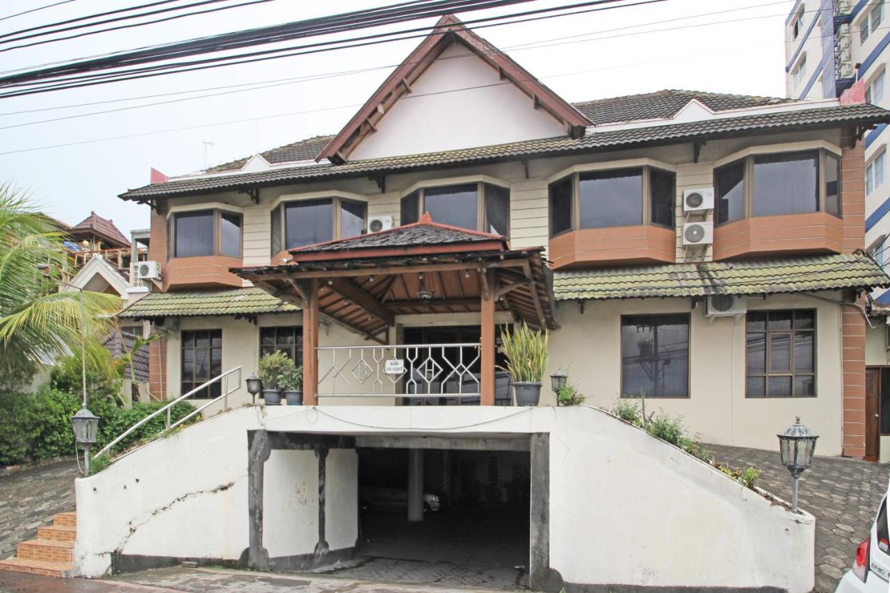 Hotel Reddoorz Near Malioboro Tugu Station Jogja Yogyakarta Exterior foto