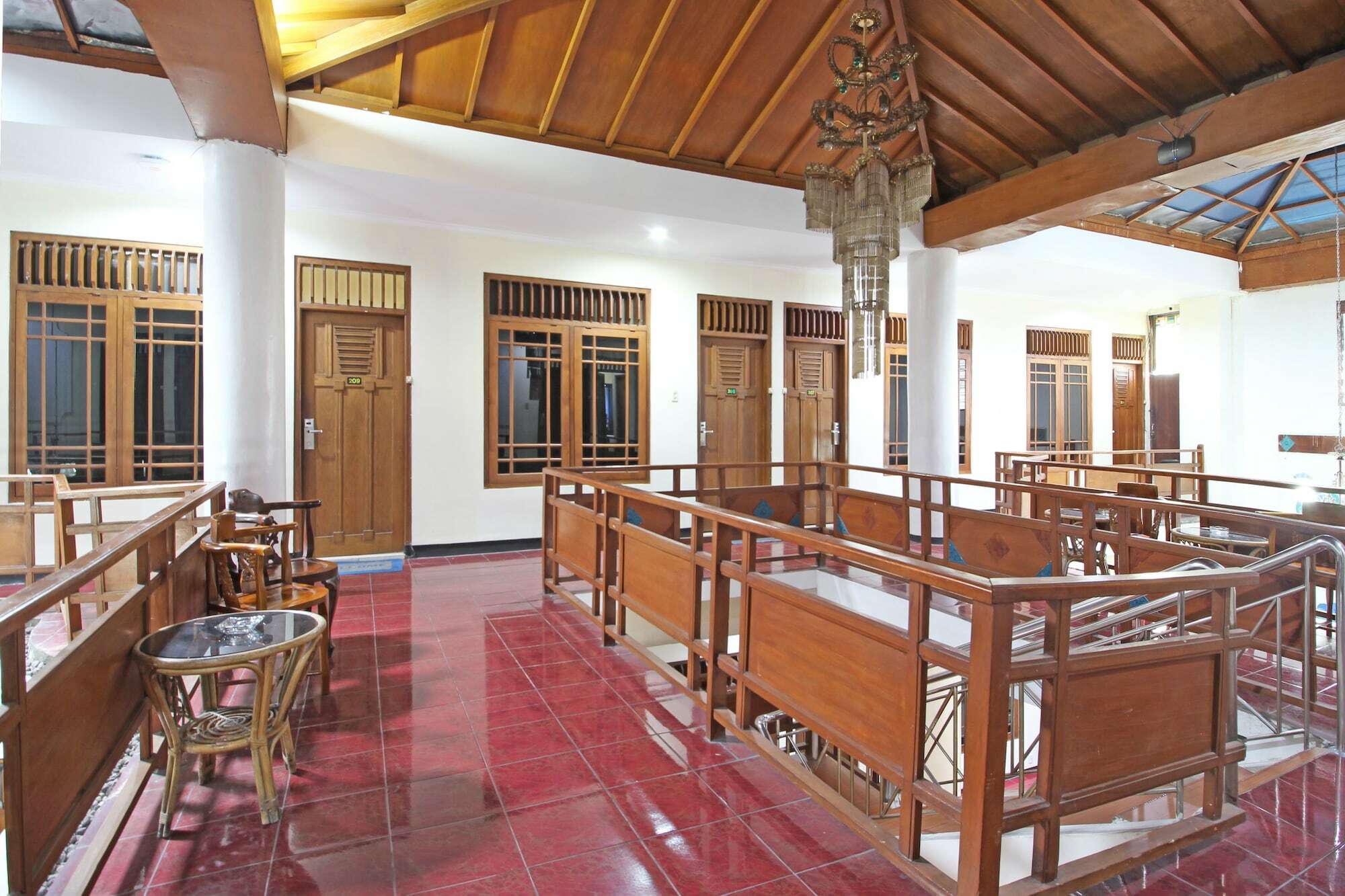 Hotel Reddoorz Near Malioboro Tugu Station Jogja Yogyakarta Exterior foto